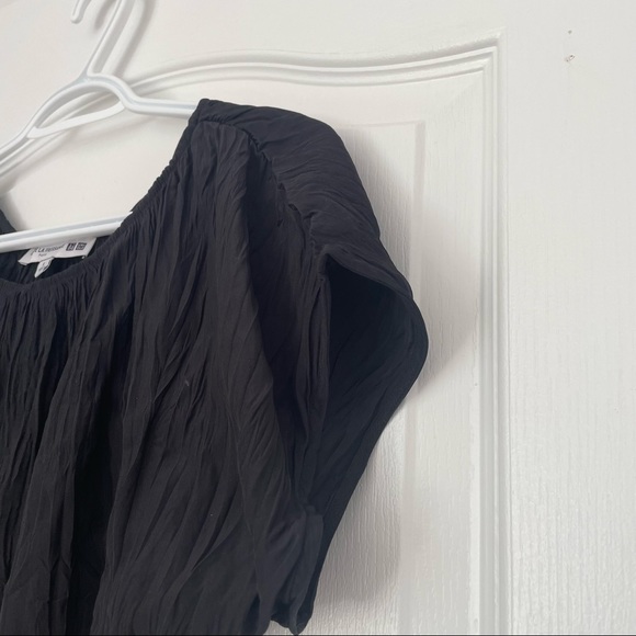 Uniqlo ines de la fressange Crinkle Black shirt - Picture 2 of 4